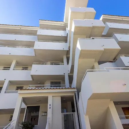 1 Bedroom Amazing In Apartamento